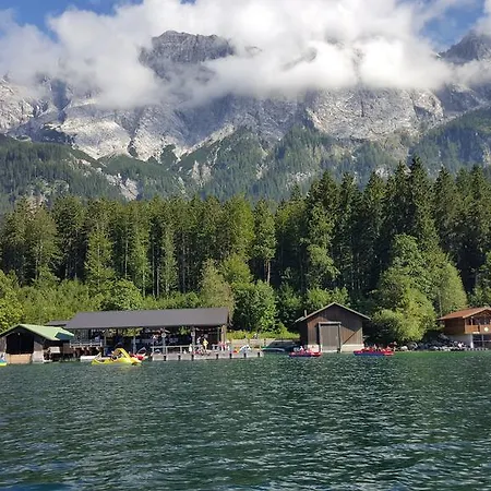 Lischenhof エールヴァルト