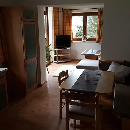 アパート Lischenhof