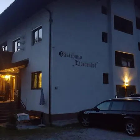Lischenhof Apartamento *