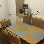 Апартаменты Lischenhof *